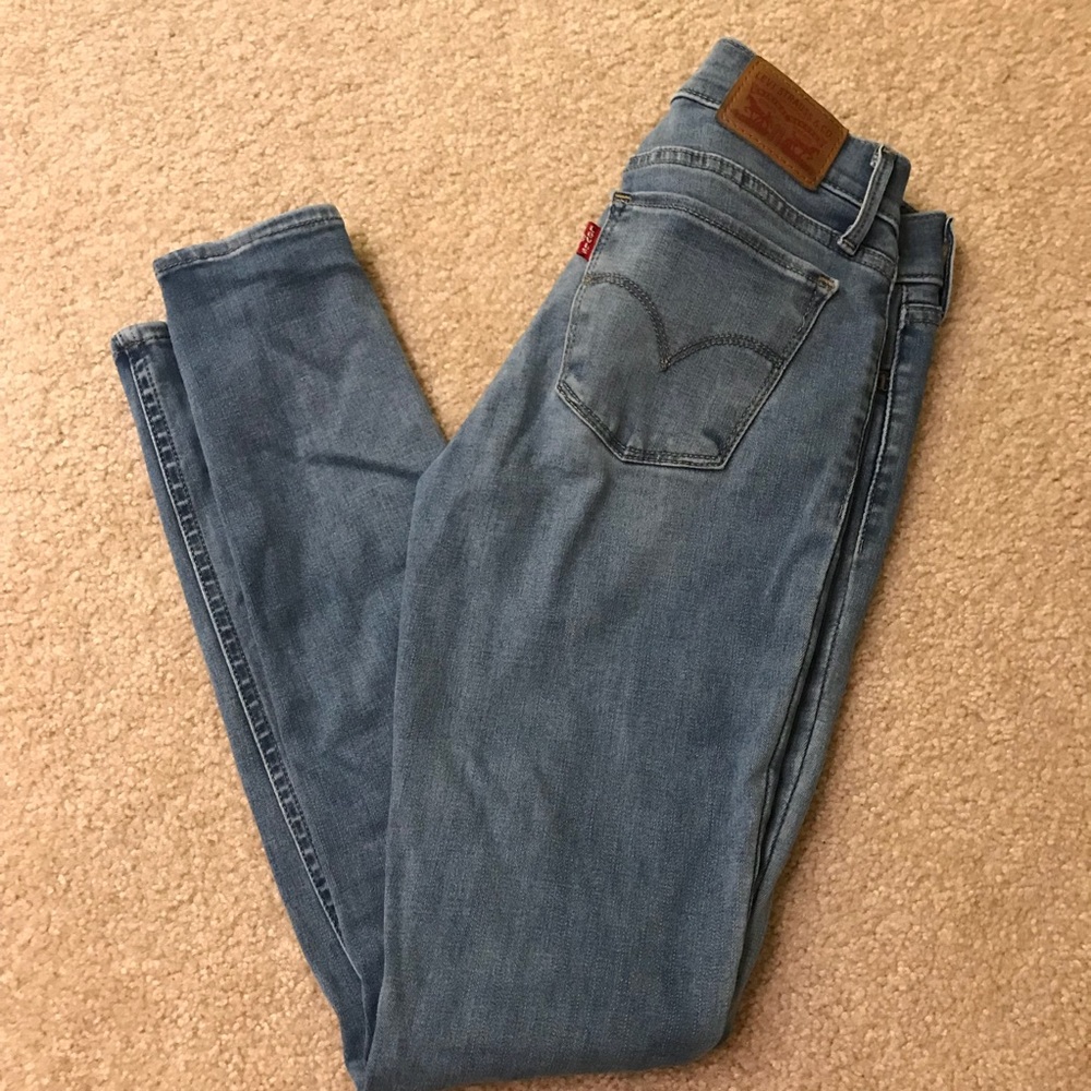 Levi’s skinny jeans